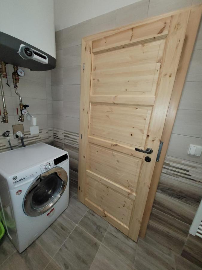 Chateau Moravany - Apartmany, Teepee A Wellness Ronow an der Doubrava Buitenkant foto