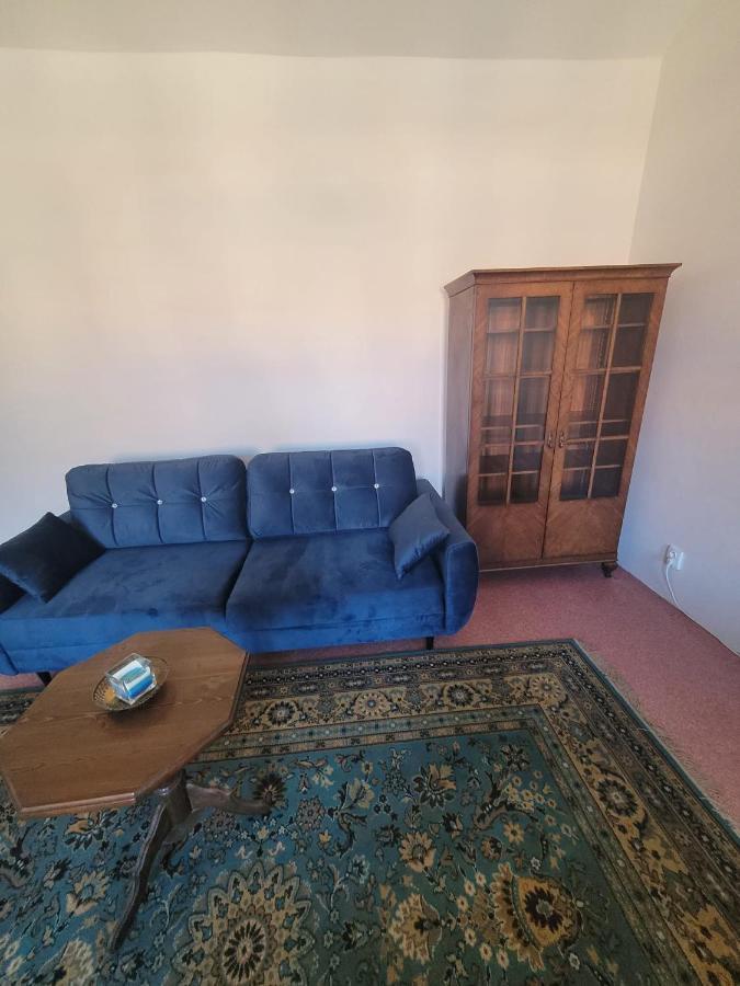 Chateau Moravany - Apartmany, Teepee A Wellness Ronow an der Doubrava Buitenkant foto